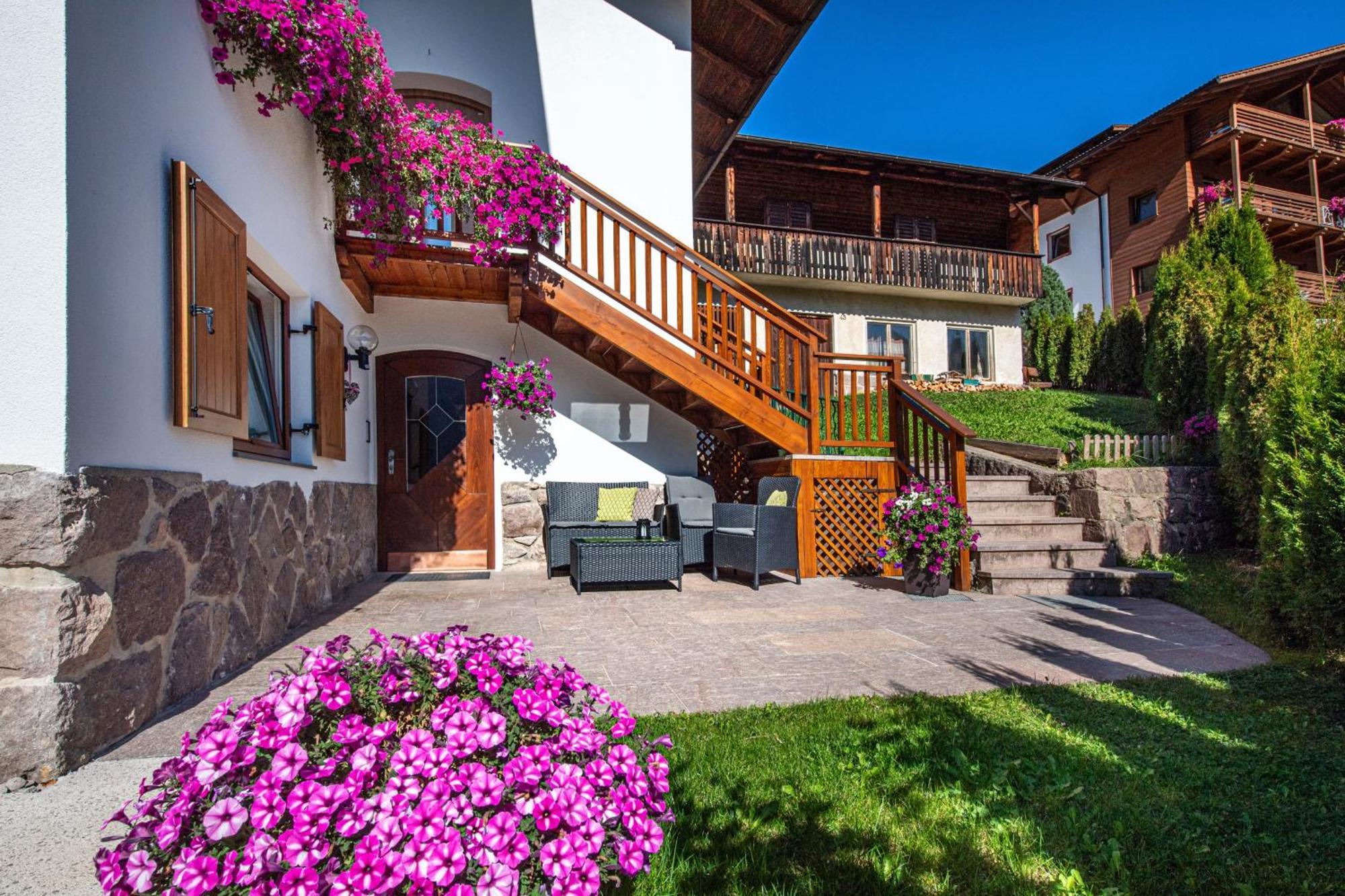 Apartment Sellablick Ortisei Kültér fotó