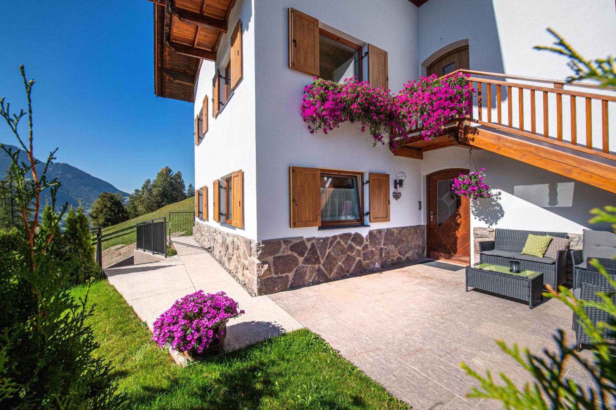 Apartment Sellablick Ortisei Kültér fotó
